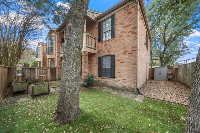 2255 Braeswood Park Drive 105, Houston, TX 77030