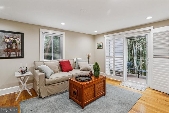 7809 ARCHBOLD TER, Cabin John, MD 20818