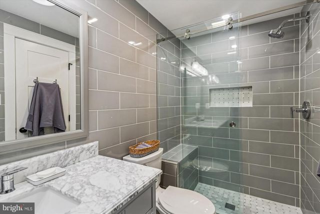 7809 ARCHBOLD TER, Cabin John, MD 20818