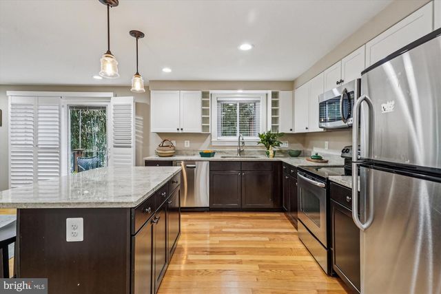 7809 ARCHBOLD TER, Cabin John, MD 20818