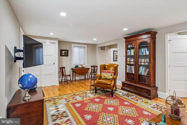 7809 ARCHBOLD TER, Cabin John, MD 20818