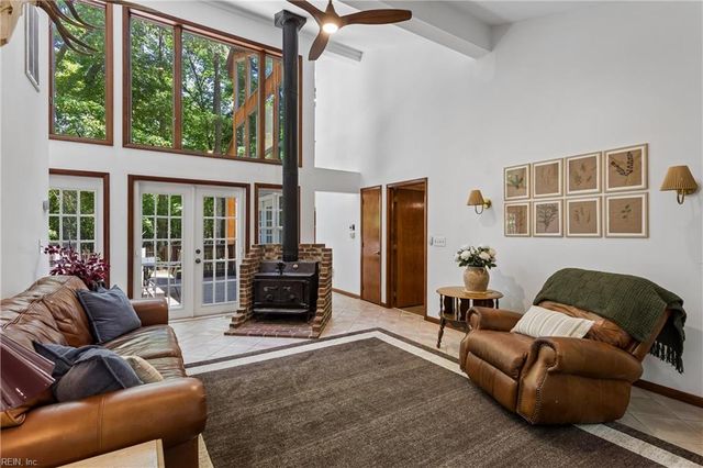 12465 Titus Cove LNDG, Carrollton, VA 23314