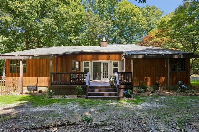 12465 Titus Cove LNDG, Carrollton, VA 23314