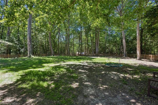 12465 Titus Cove LNDG, Carrollton, VA 23314