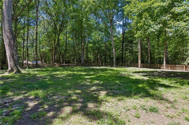 12465 Titus Cove LNDG, Carrollton, VA 23314