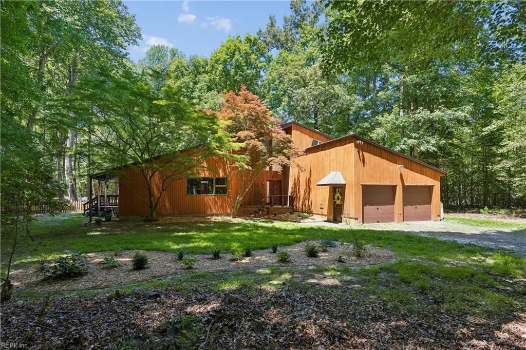 12465 Titus Cove LNDG, Carrollton, VA 23314