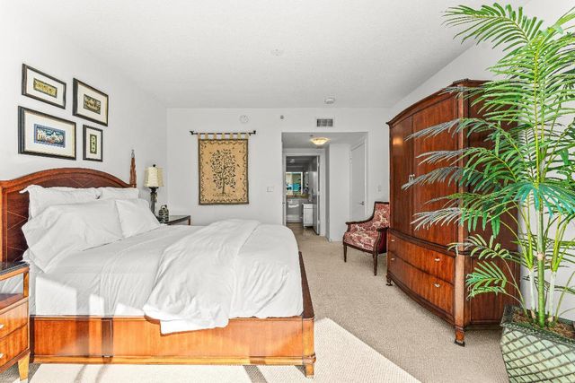 1551 N Flagler Drive 1415, West Palm Beach, FL 33401