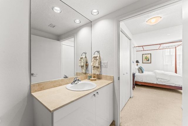 1551 N Flagler Drive 1415, West Palm Beach, FL 33401