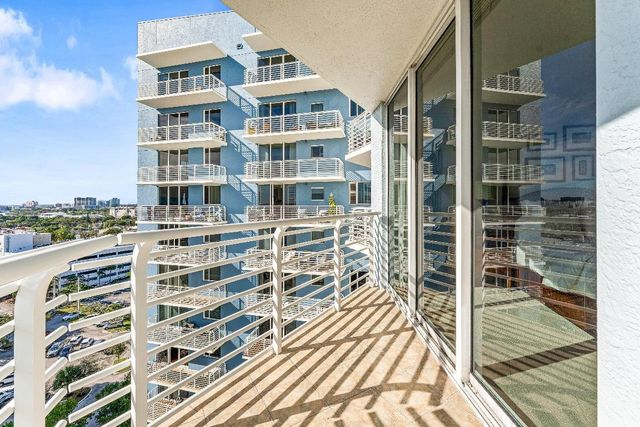 1551 N Flagler Drive 1415, West Palm Beach, FL 33401