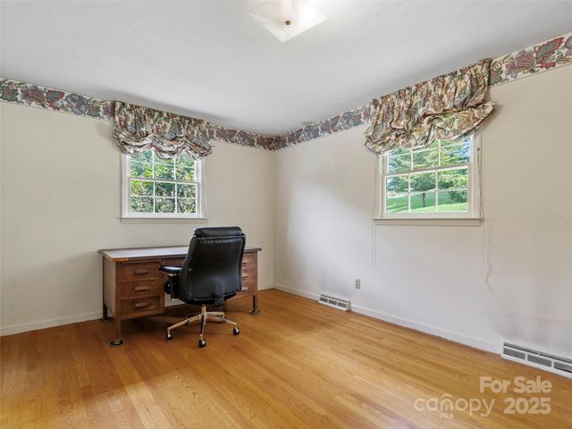 42 Sheppard Drive, Asheville, NC 28806
