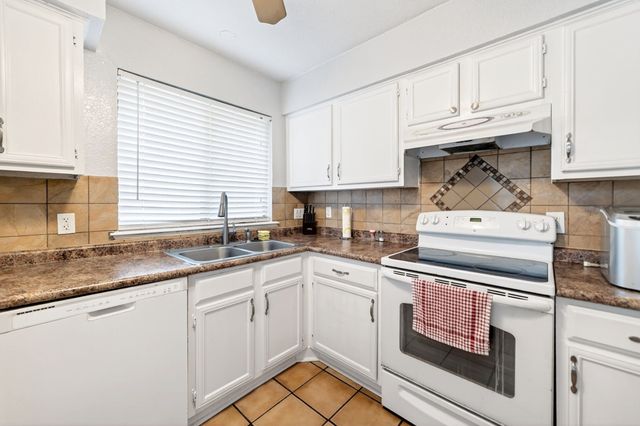 513 Thomas Trail, Seagoville, TX 75159