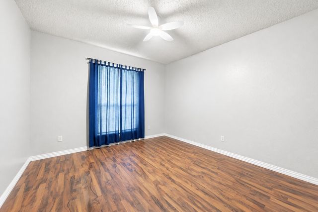 513 Thomas Trail, Seagoville, TX 75159