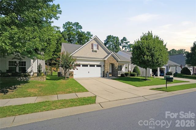 1874 Larkspur Way, Tega Cay, SC 29708