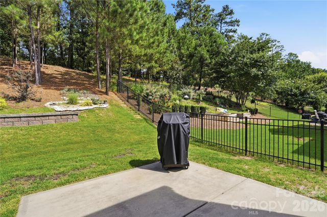 1874 Larkspur Way, Tega Cay, SC 29708