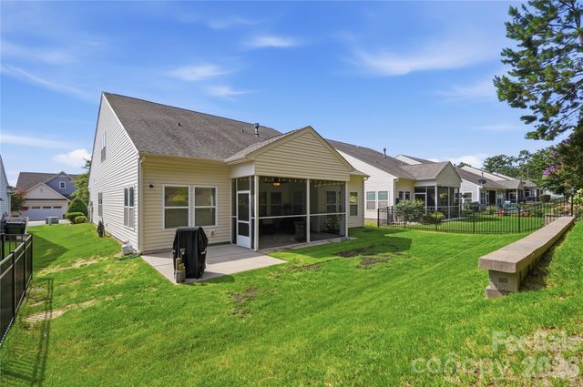 1874 Larkspur Way, Tega Cay, SC 29708
