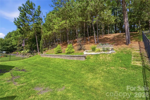 1874 Larkspur Way, Tega Cay, SC 29708