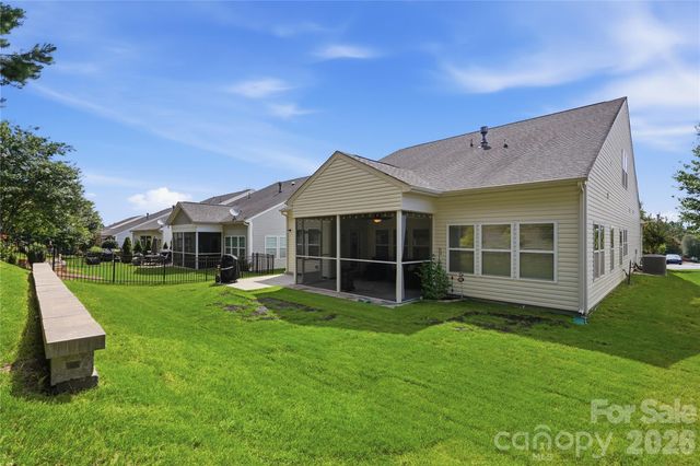 1874 Larkspur Way, Tega Cay, SC 29708