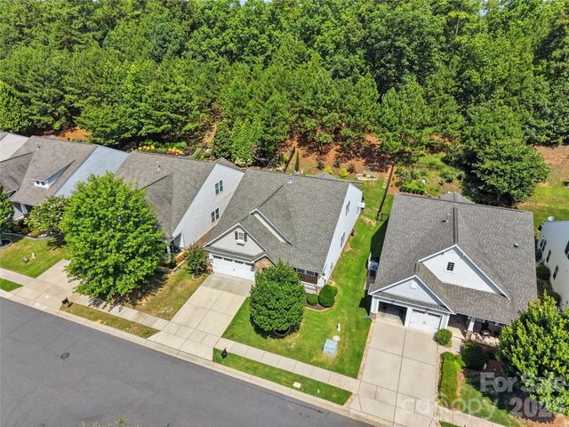 1874 Larkspur Way, Tega Cay, SC 29708