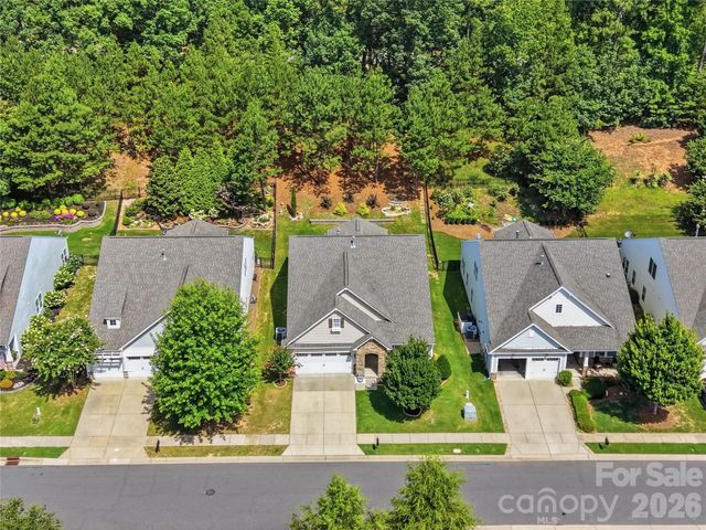 1874 Larkspur Way, Tega Cay, SC 29708
