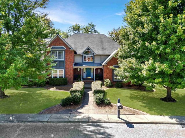 3411 Pine Ridge Drive, Newburgh, IN 47630