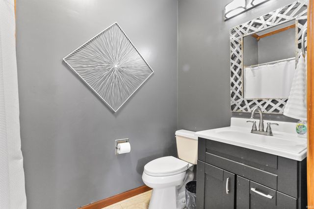 3411 Pine Ridge Drive, Newburgh, IN 47630