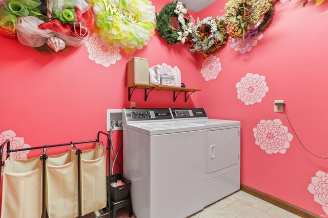 3411 Pine Ridge Drive, Newburgh, IN 47630