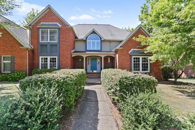 3411 Pine Ridge Drive, Newburgh, IN 47630