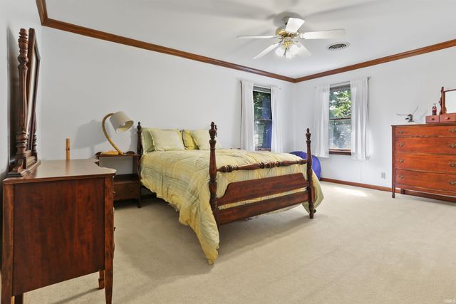 3411 Pine Ridge Drive, Newburgh, IN 47630