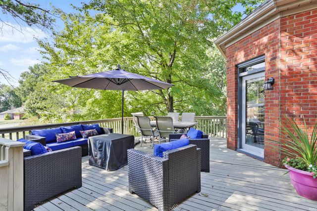 3411 Pine Ridge Drive, Newburgh, IN 47630