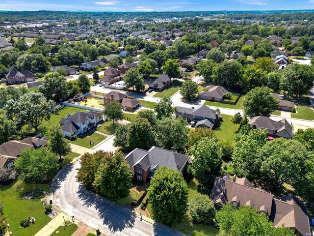 3411 Pine Ridge Drive, Newburgh, IN 47630