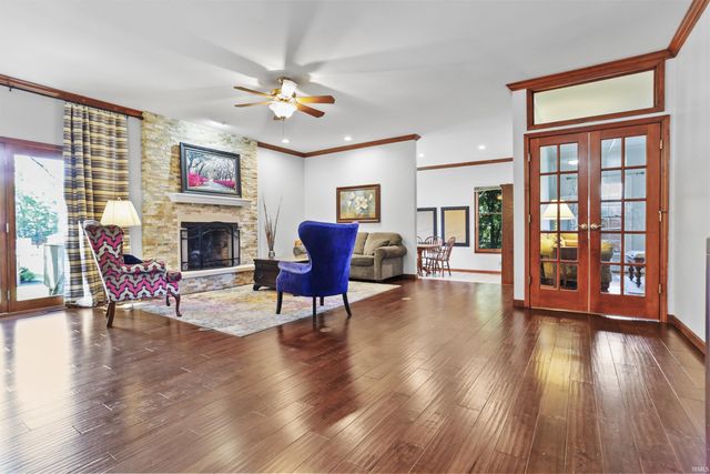 3411 Pine Ridge Drive, Newburgh, IN 47630