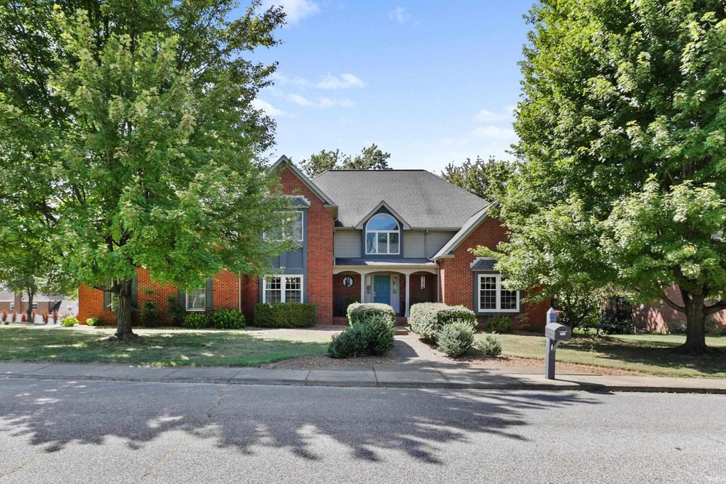 3411 Pine Ridge Drive, Newburgh, IN 47630