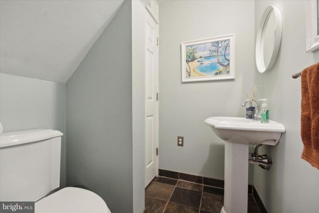 626 LAKESIDE AVE, Havertown, PA 19083