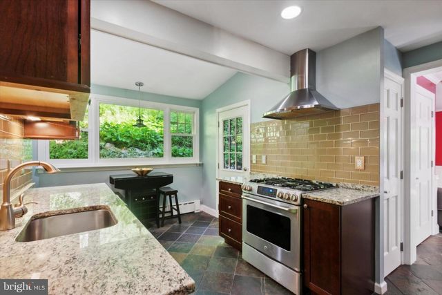 626 LAKESIDE AVE, Havertown, PA 19083