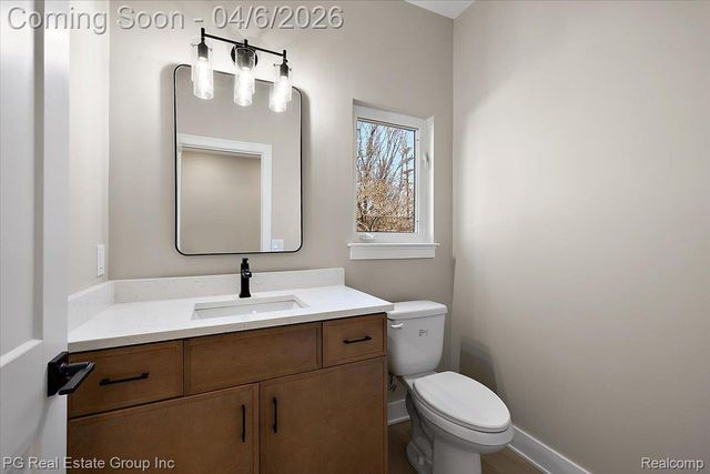 4114 Edgeland Avenue, Royal Oak, MI 48073