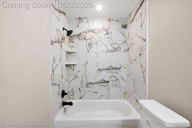 4114 Edgeland Avenue, Royal Oak, MI 48073