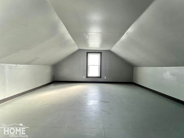 825 Ament Street, Owosso, MI 48867