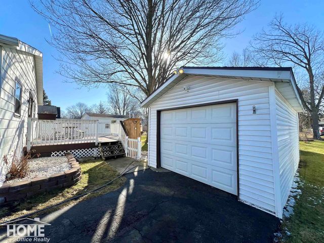 825 Ament Street, Owosso, MI 48867