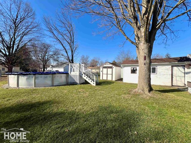 825 Ament Street, Owosso, MI 48867