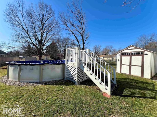 825 Ament Street, Owosso, MI 48867