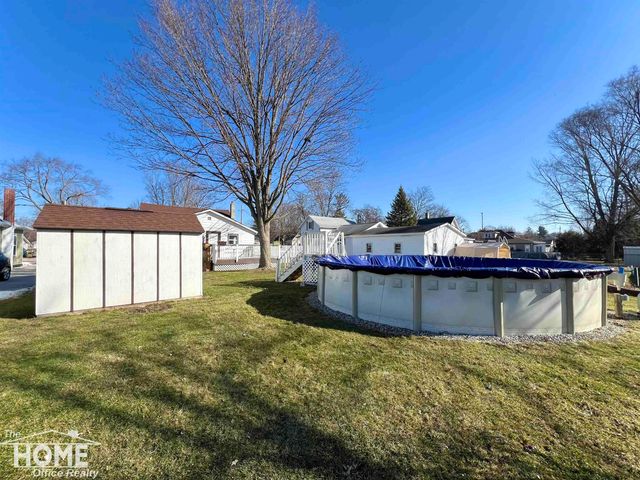 825 Ament Street, Owosso, MI 48867