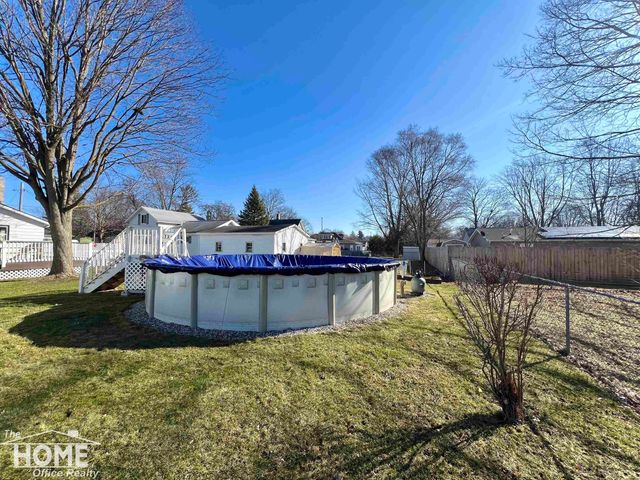 825 Ament Street, Owosso, MI 48867