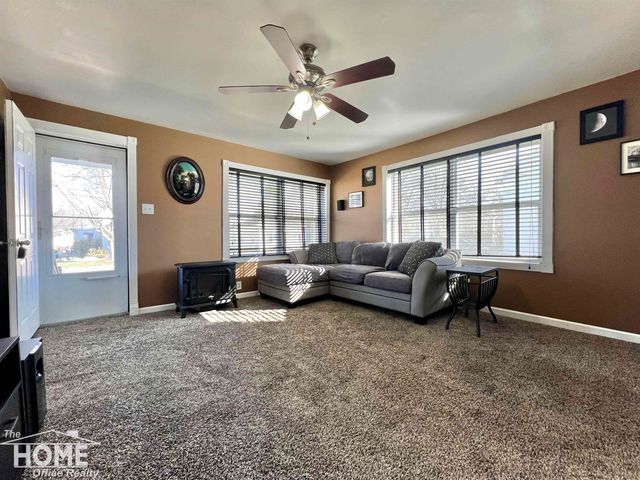 825 Ament Street, Owosso, MI 48867