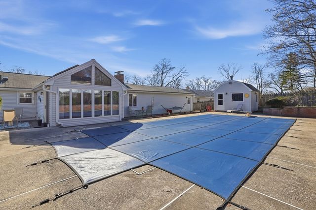 64 Christy Avenue, Dracut, MA 01826