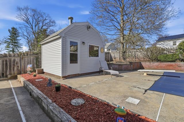 64 Christy Avenue, Dracut, MA 01826