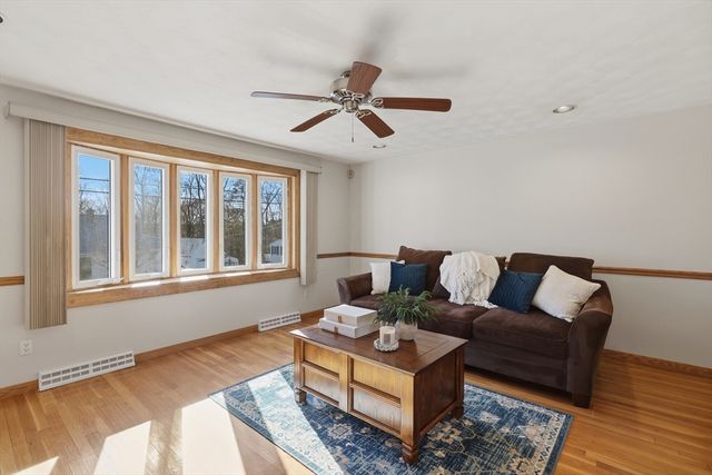 64 Christy Avenue, Dracut, MA 01826