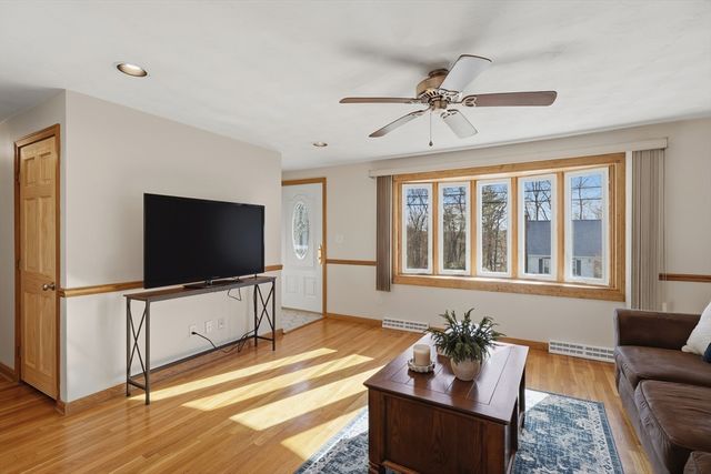 64 Christy Avenue, Dracut, MA 01826