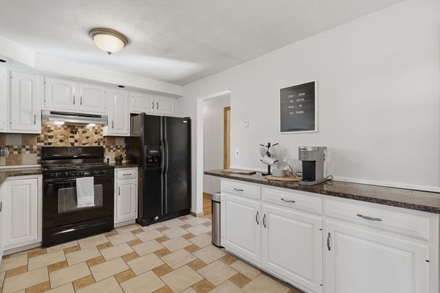 64 Christy Avenue, Dracut, MA 01826