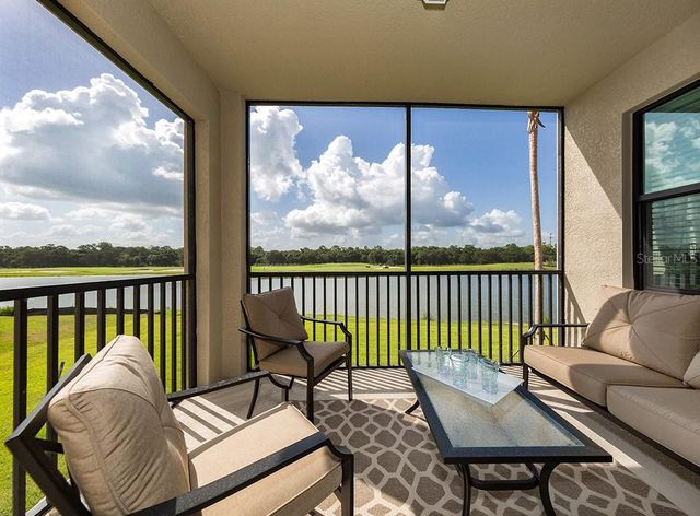 16904 VARDON TERRACE 202, Lakewood Ranch, FL 34211