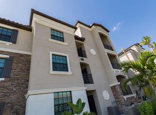 16904 VARDON TERRACE 202, Lakewood Ranch, FL 34211